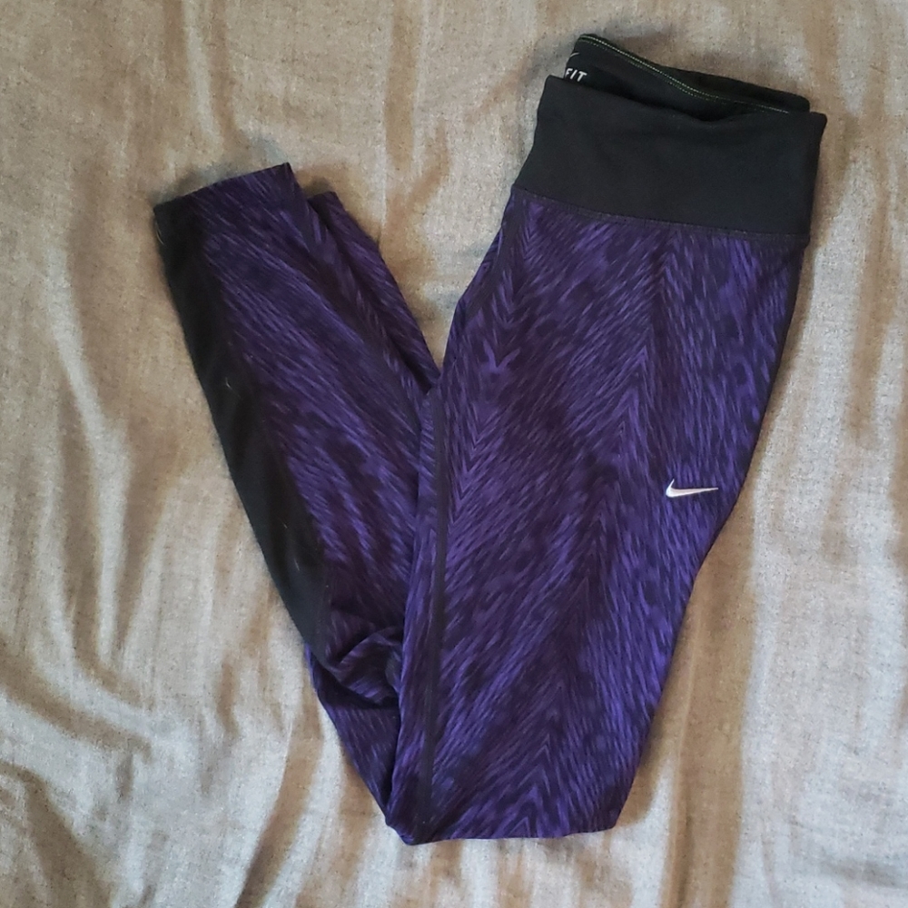 Purple printed Nike leggings